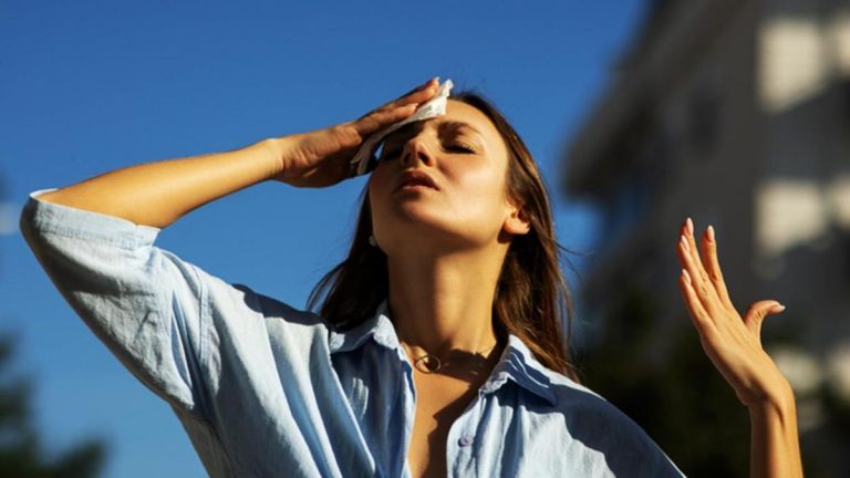 Uzmanlardan tavsiyeler!  Sıcaklar sağlığımızı nasıl tehlikeye atıyor?