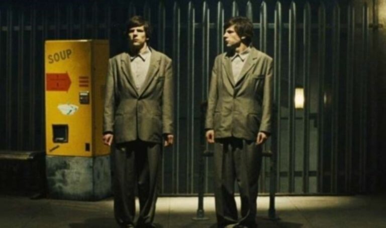 Evlerine Sığmayan 4 Erkek: Bu Adamlar Evlerinde Rahatsız Hissediyorlar – Son Dakika Astroloji Haberleri