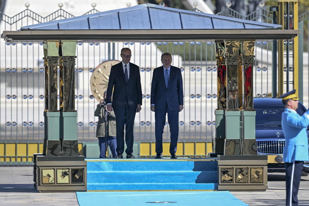 Almanya Başbakanı Merz Türkiye'de: Cumhurbaşkanı Erdoğan kendisini resmi törenle karşıladı 2