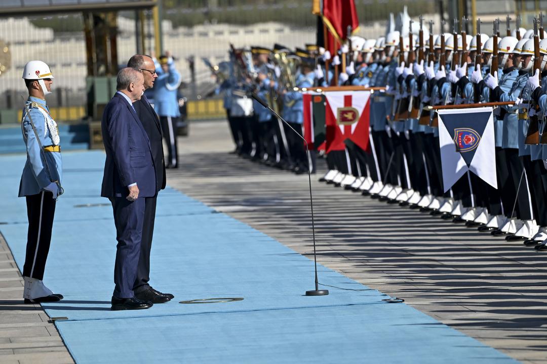 Almanya Başbakanı Merz Türkiye'de: Cumhurbaşkanı Erdoğan kendisini resmi törenle karşıladı 9